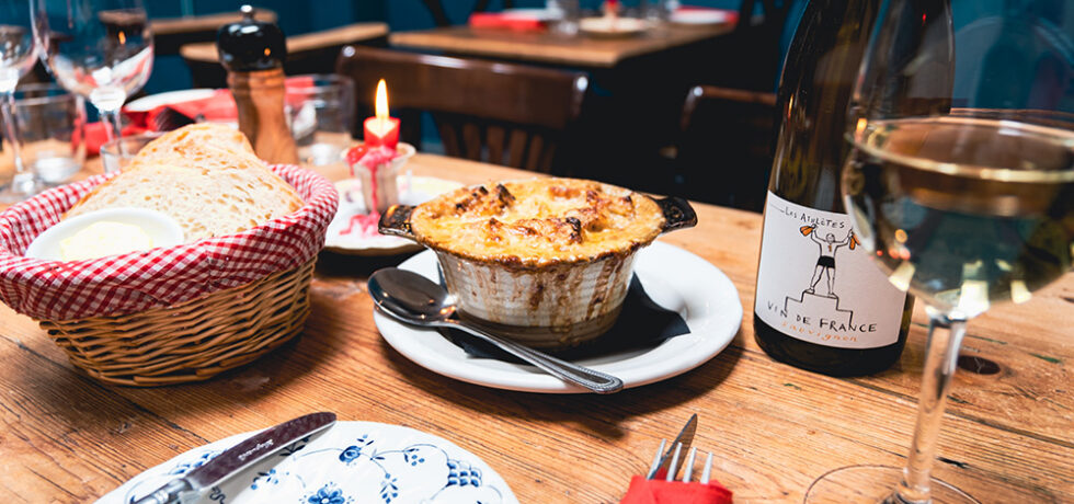 romantic spots east london chez elle's bistro