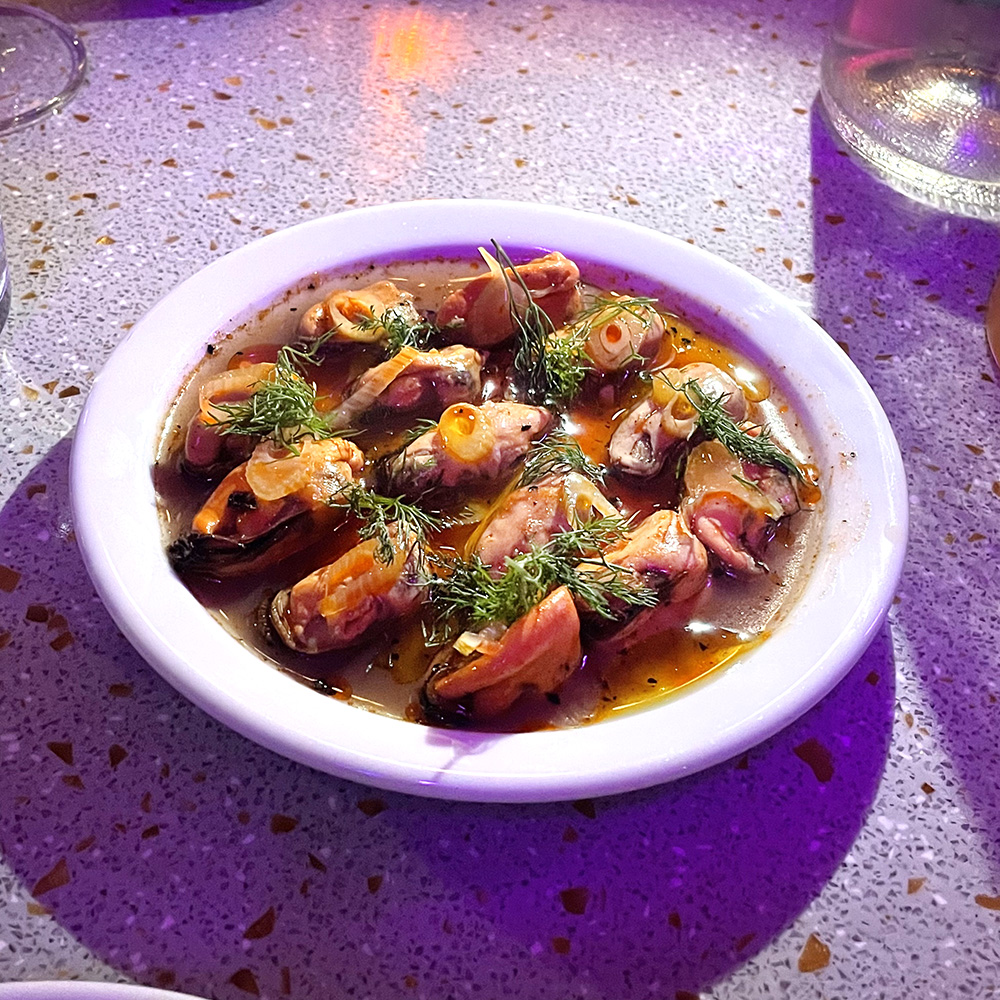 Half Cut Market mussels