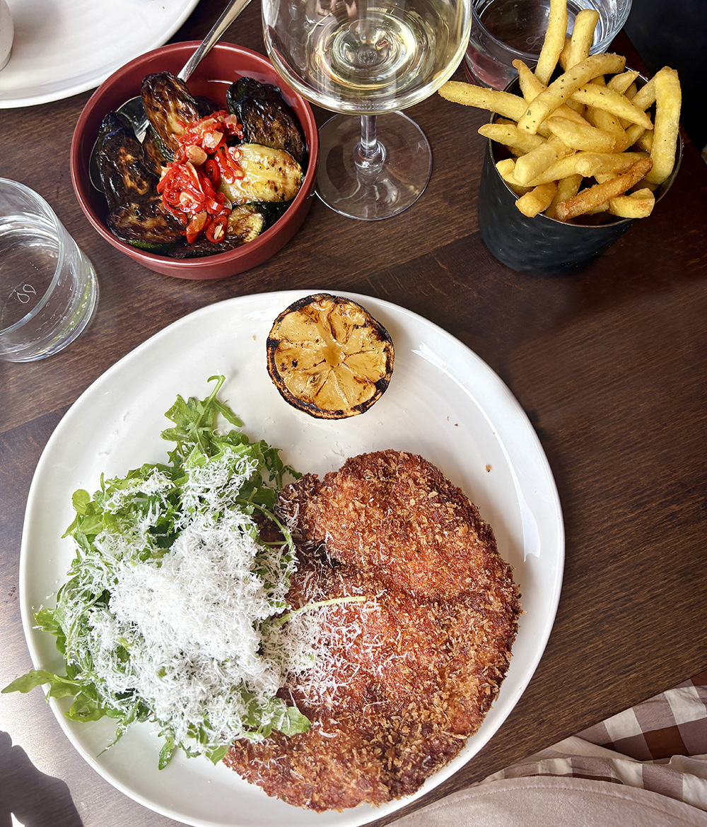 Templar wine bar and restaurant stratford, chicken milanese