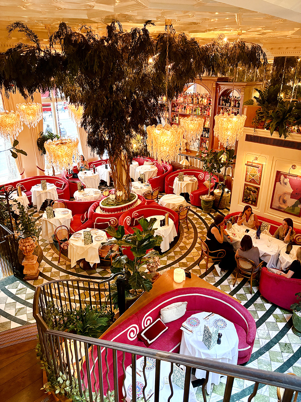 Jacuzzi restaurant high street kensington
