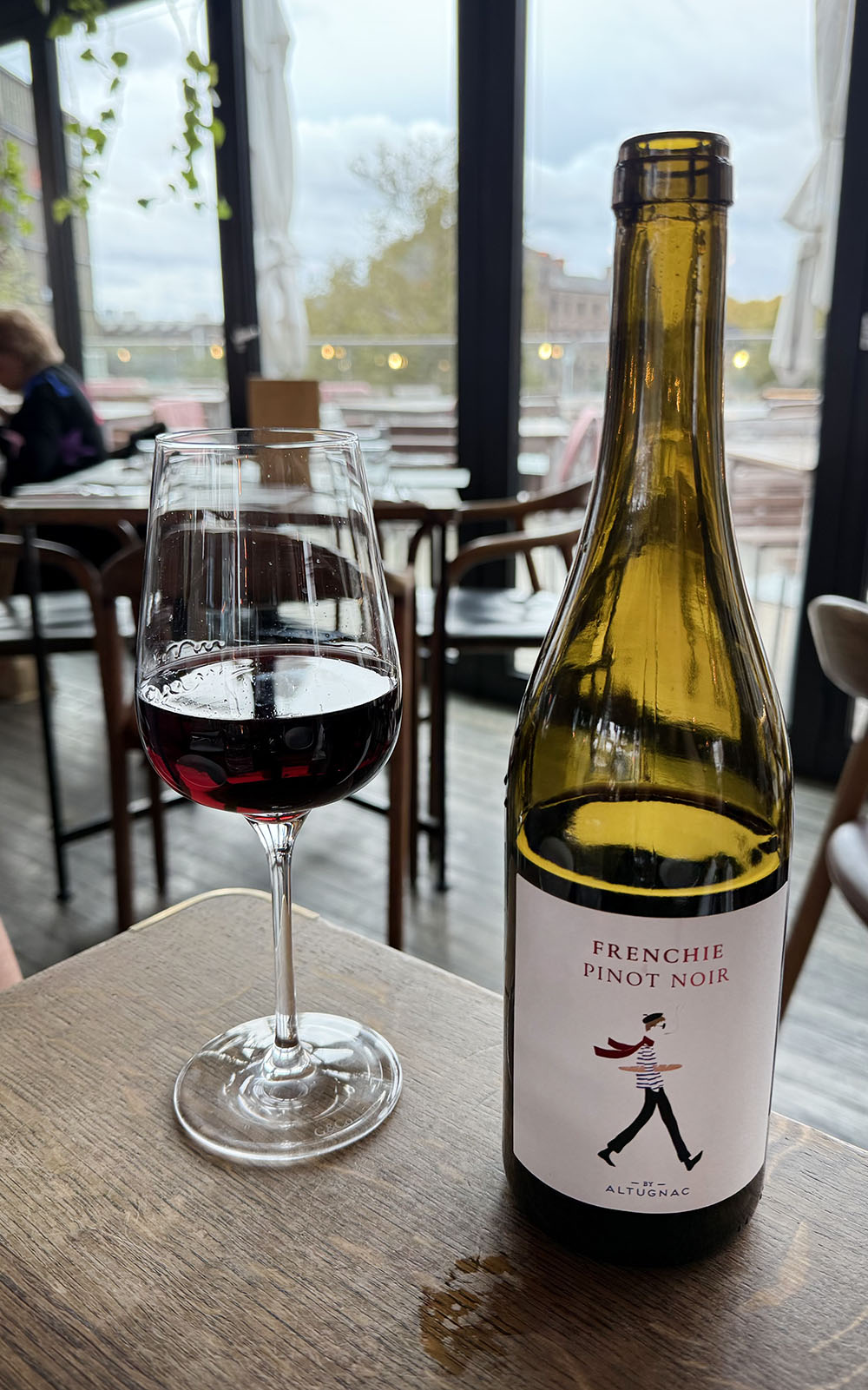 The Lighterman restaurant kings cross wine