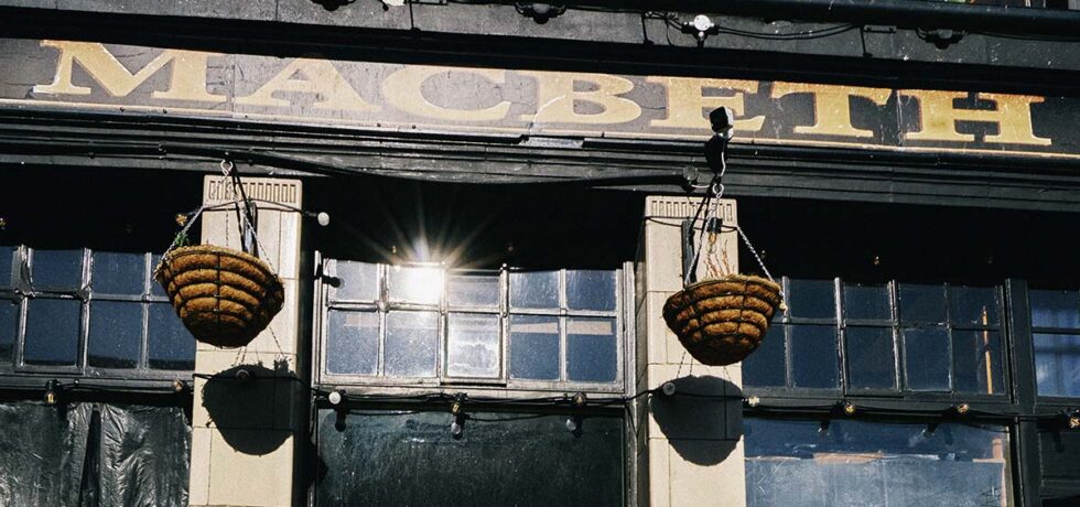 The macbeth pub hoxton london
