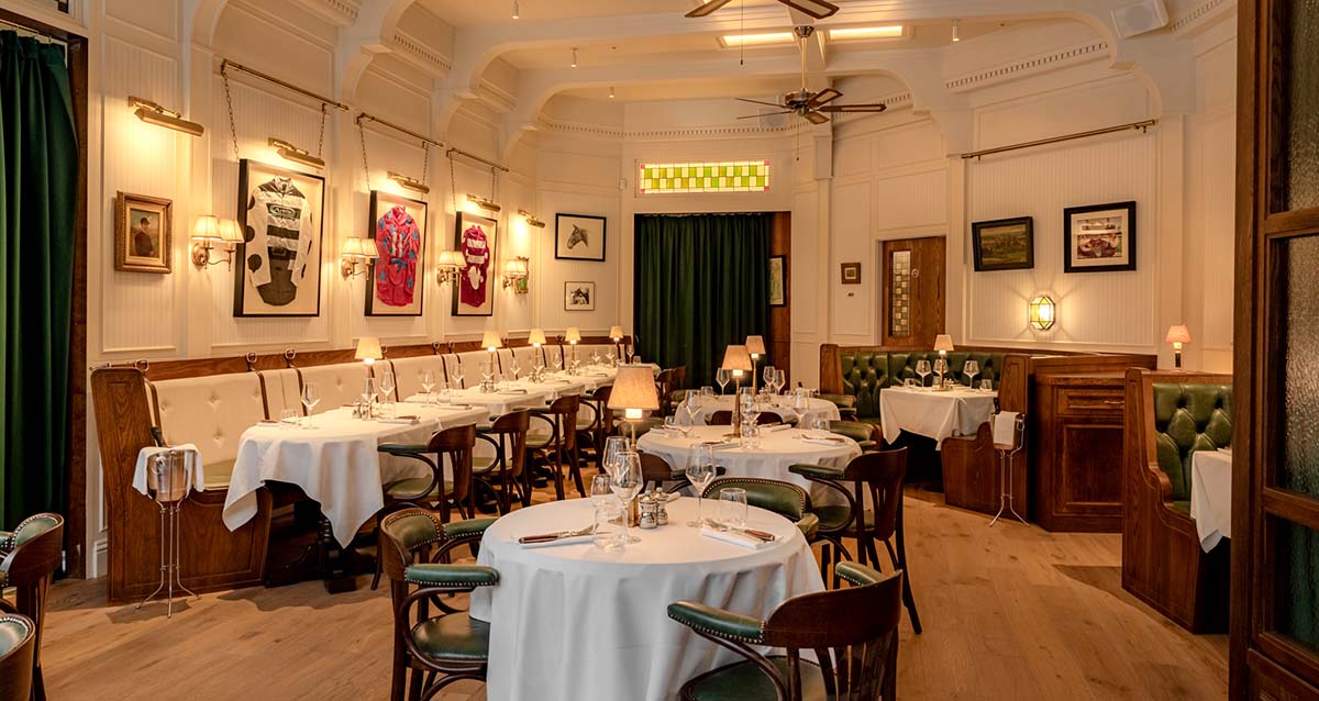 Fitzgeralds restaurant, Horsemen pub liverpool street